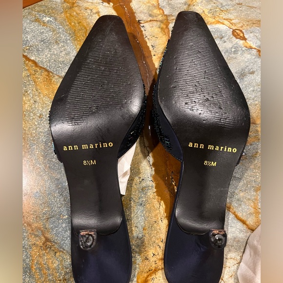 Vintage 90s Ann Marino Navy Blue 💙Midnight Beaded Iridescent Buckle Mules 8 1/2 - Picture 5 of 5